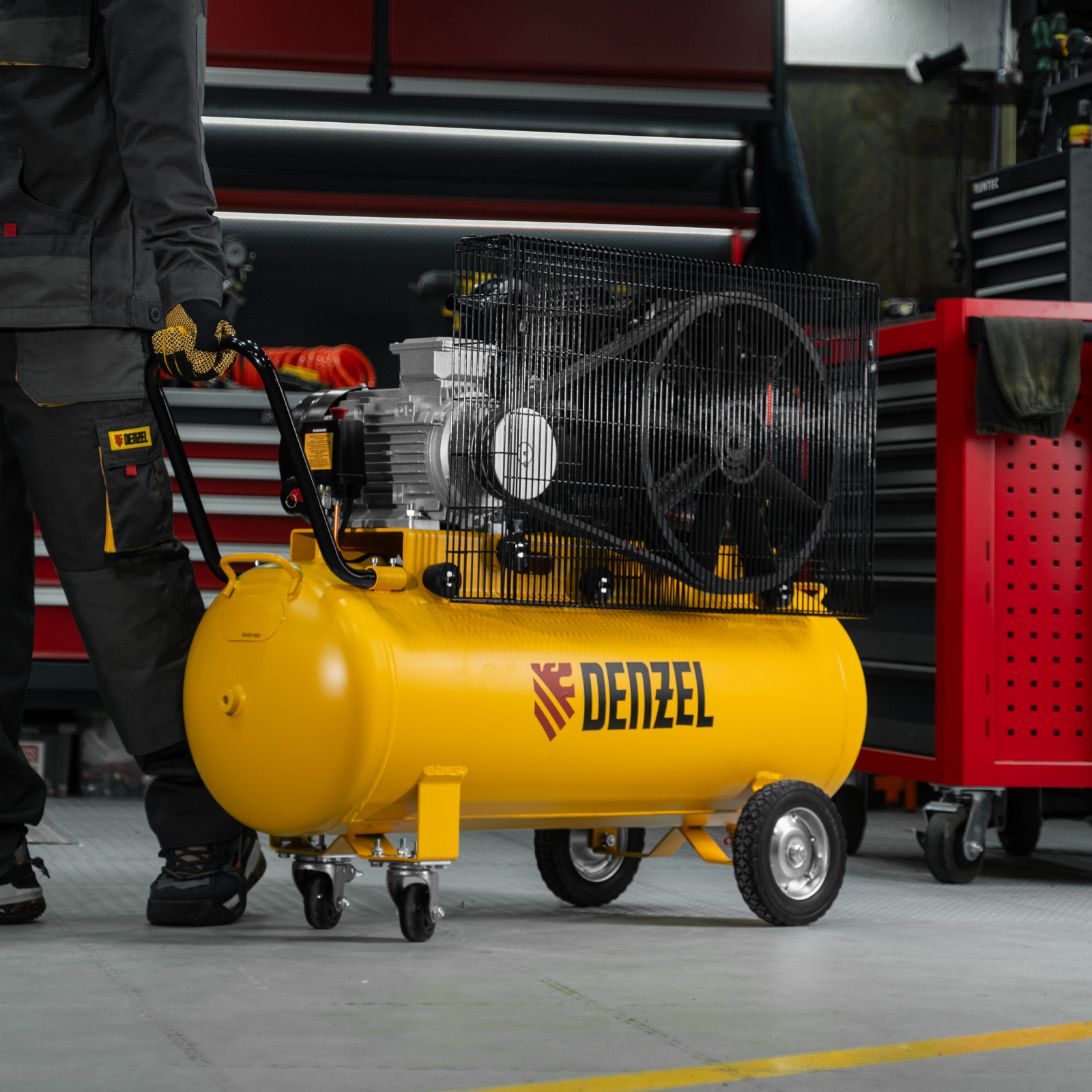 Поршневой компрессор DENZEL BCV 4000-T/100