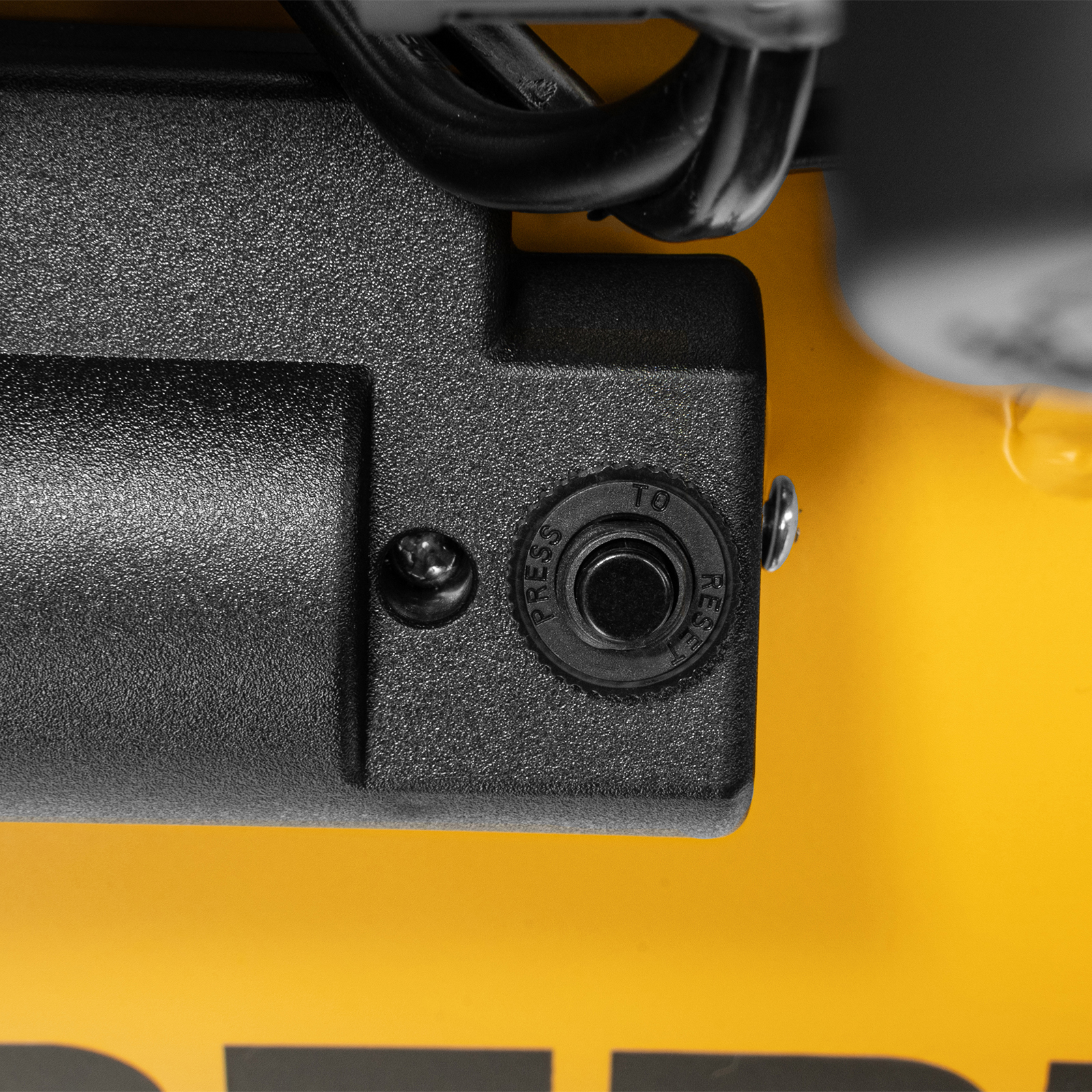 Поршневой компрессор DENZEL DLP-1500/50