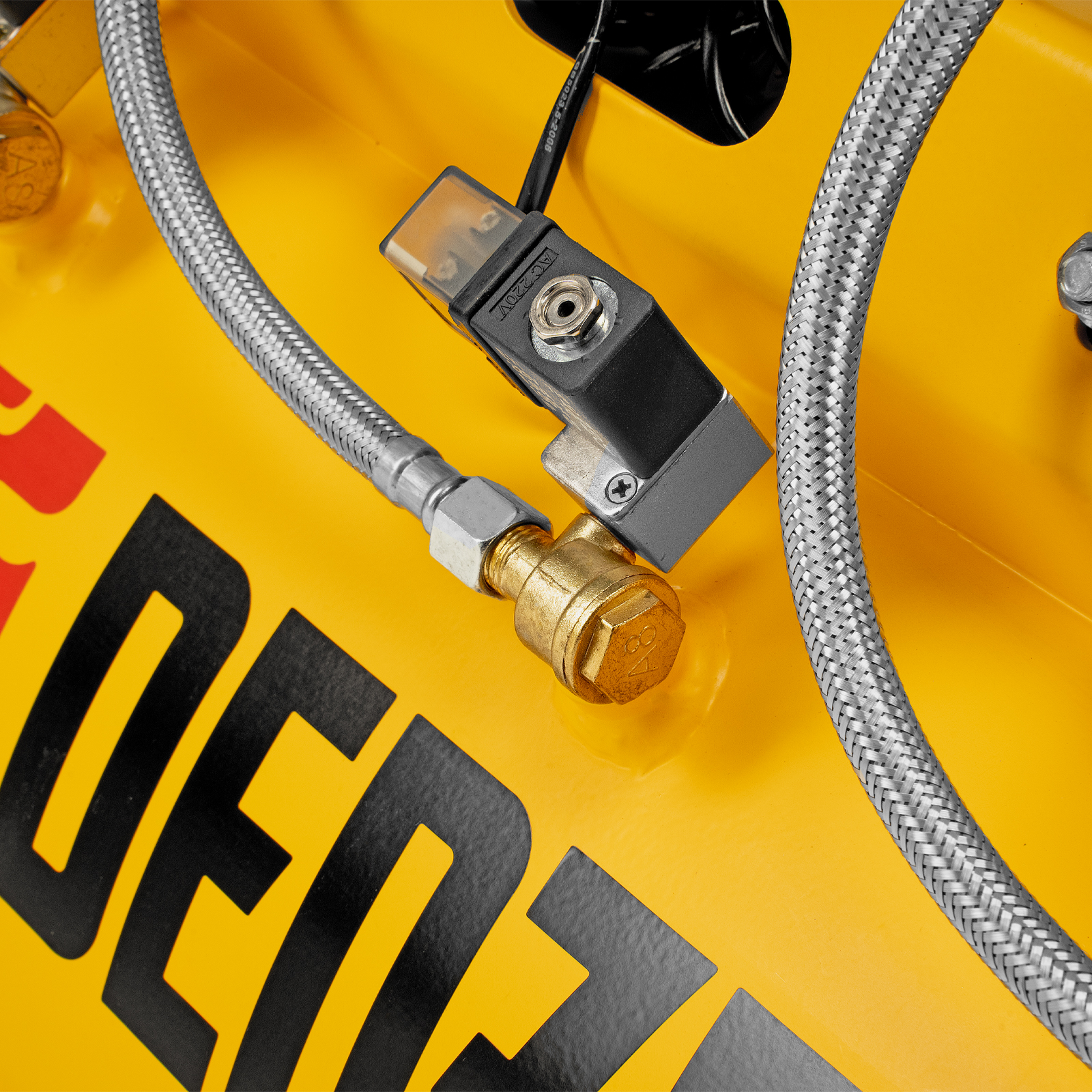 Поршневой компрессор DENZEL DLS 3300/100